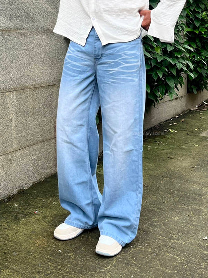 Daydream | Light Wash Wide Leg Jeans