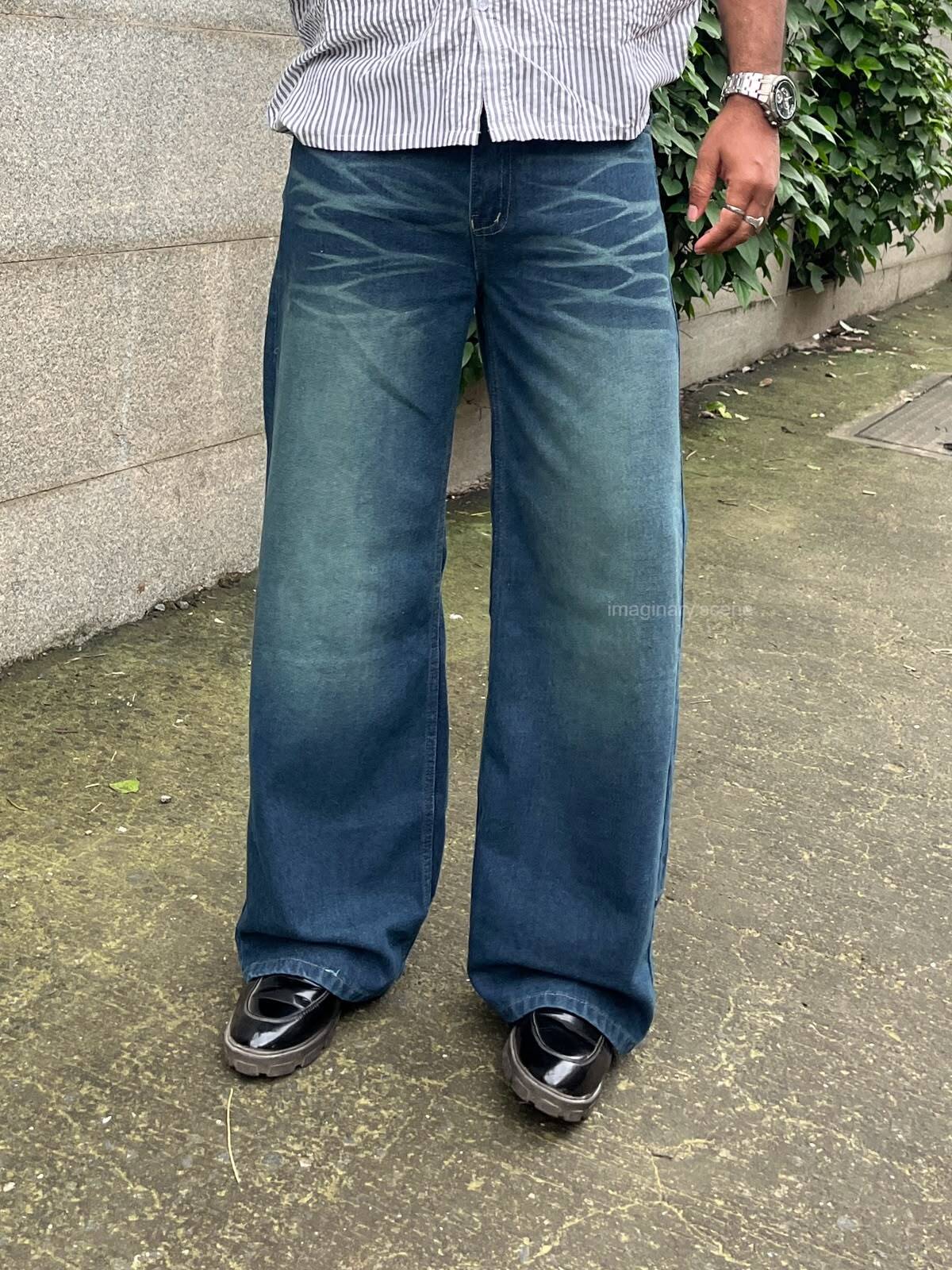 Outlaw | Retro Washed Wide Leg Jeans